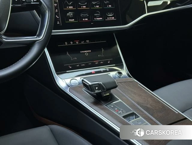 Audi A6 (import) 2021 Черный из Китая, фото 3