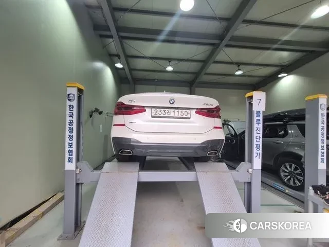 BMW 6 Series GT (G32) 2019 Белый из Кореи, фото 2