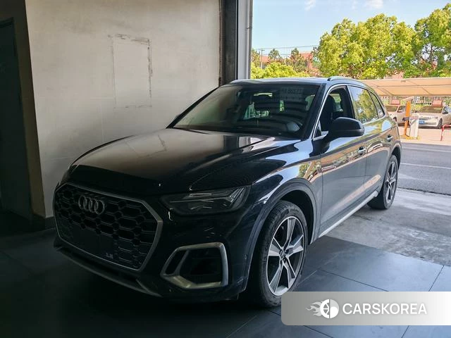 Audi Q5L 2021 Черный из Китая, фото 2