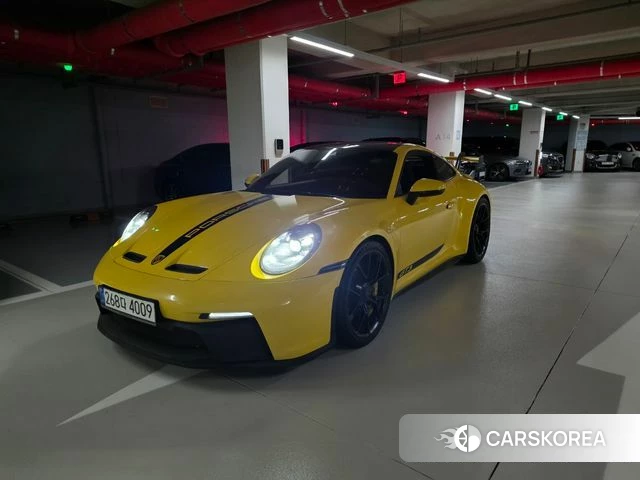 Porsche 911(992) 2022 Желтый из Кореи, фото 2