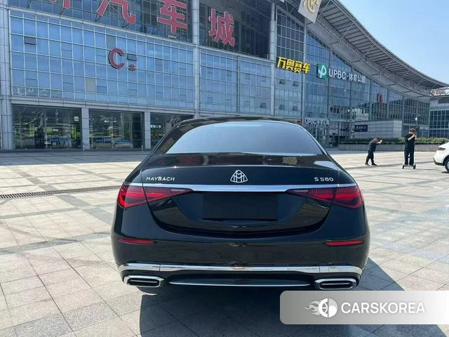 Mercedes-Benz Maybach S-class 2023 Черный из Китая, фото 2