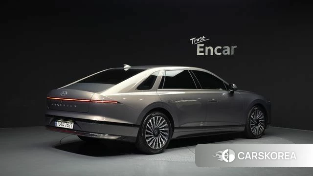Hyundai Grandeur (GN7) id 4579662 из Кореи 12
