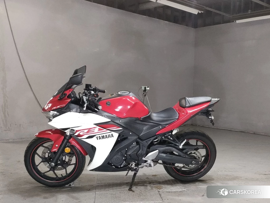 Проданный Yamaha YZF-R3 2015 из Японии