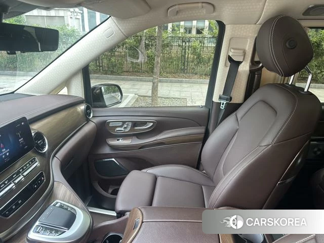 Mercedes-Benz V-class id 4366198 из Китая 12