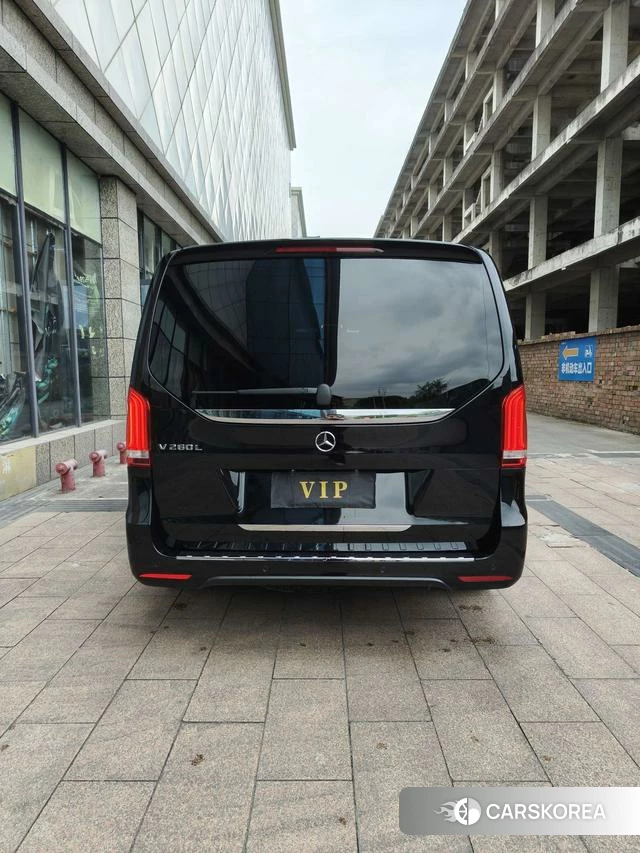 Mercedes-Benz V-class 2024 Черный из Китая, фото 3