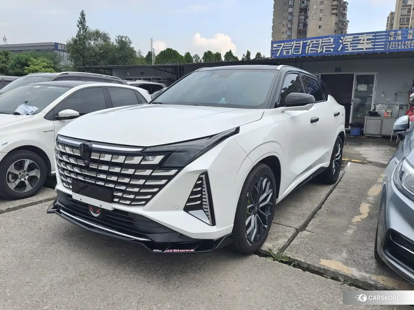Chang'an Changan UNI-Z 2024 Белый из Китая, фото 2