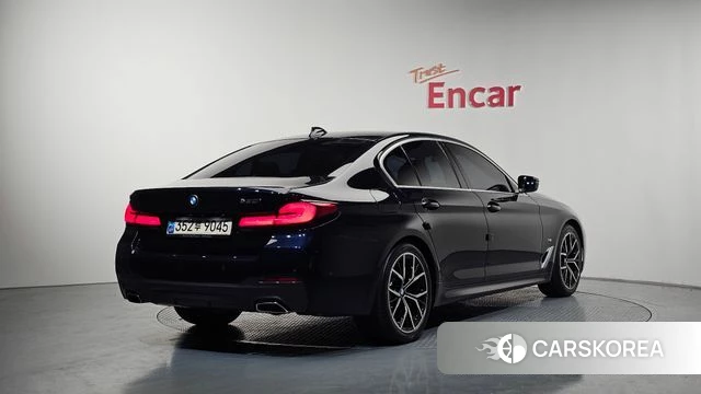 BMW 5 Series (G30) id 3954682 из Кореи 12