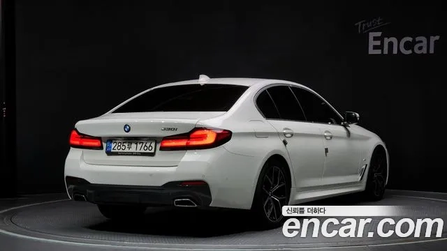 BMW 5 Series (G30) id 2859024 из Кореи 12