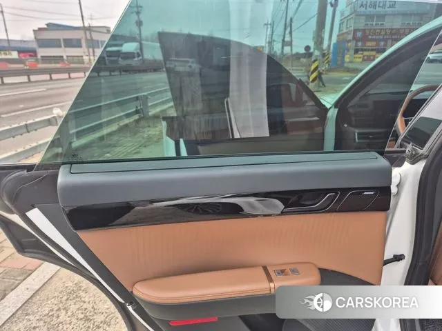 Hyundai Grandeur Hybrid (GN7) 2023 Белый из Кореи, фото 2