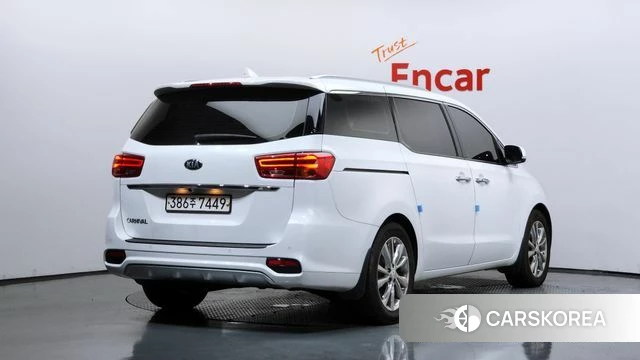 Kia The New Carnival id 4637901 из Кореи 12