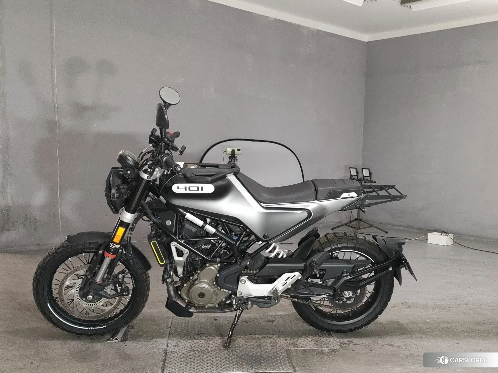 Husqvarna SVARTPILEN 401 2021 из Японии