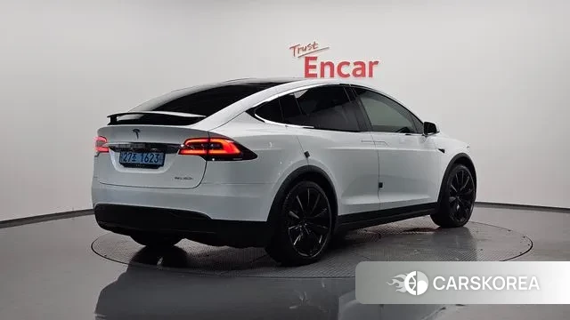 Tesla Model X id 3356258 из Кореи 12