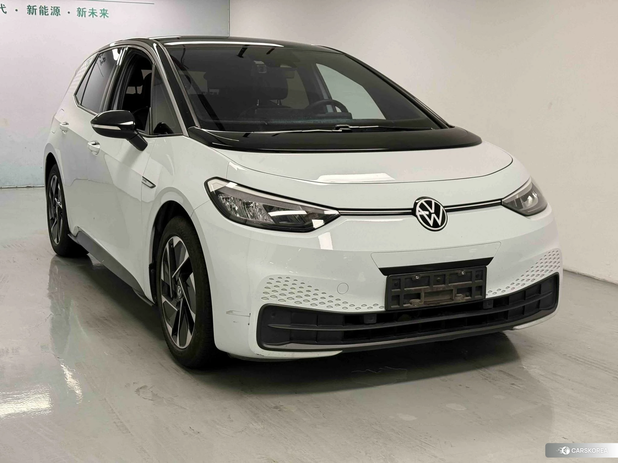 Volkswagen ID.3 2022 Белый из Китая, фото 2