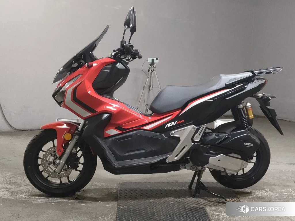 Проданный Honda ADV150 2019 из Японии, фото 2
