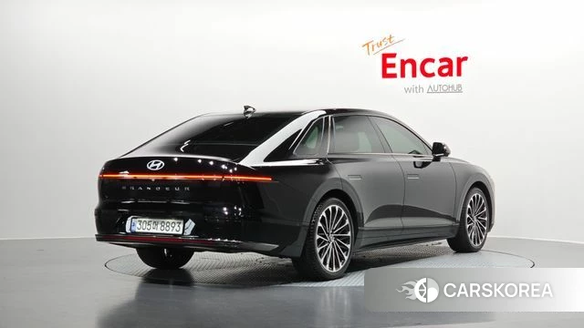 Hyundai Grandeur (GN7) id 3805554 из Кореи 12