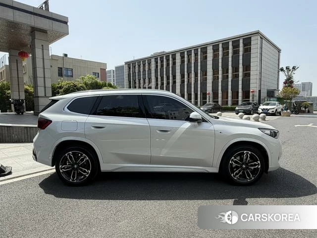 BMW X1 id 4265252 из Китая 11