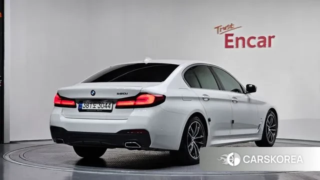 BMW 5 Series (G30) id 3504070 из Кореи 12