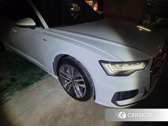 Audi A6 (C8) 2023 Белый из Кореи, фото 3