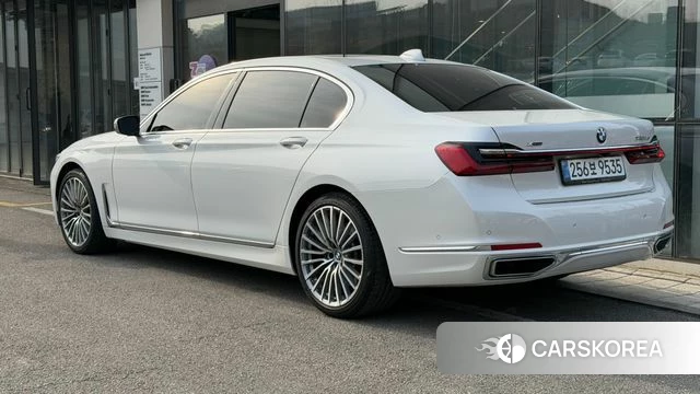 BMW 7 Series (G11) id 3839630 из Кореи 12