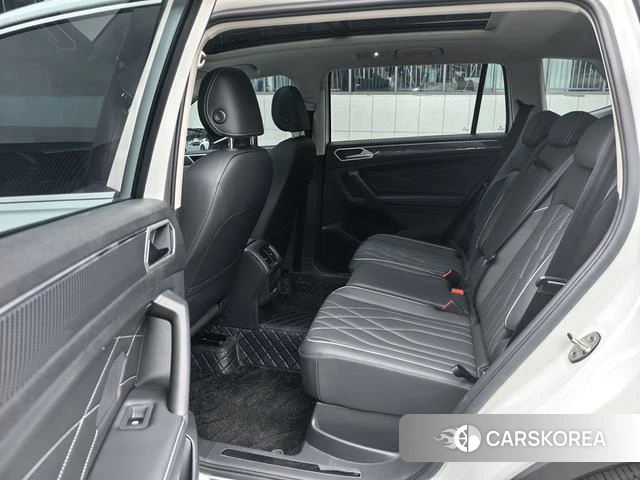 Volkswagen Tiguan L 2025 Белый из Китая, фото 2