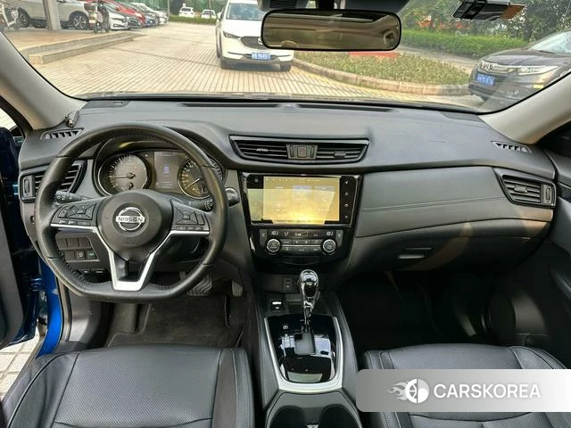 Nissan Qijun 2021 Синий из Китая, фото 2