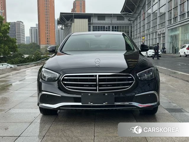 Mercedes-Benz E-class 2023 Черный из Китая, фото 2