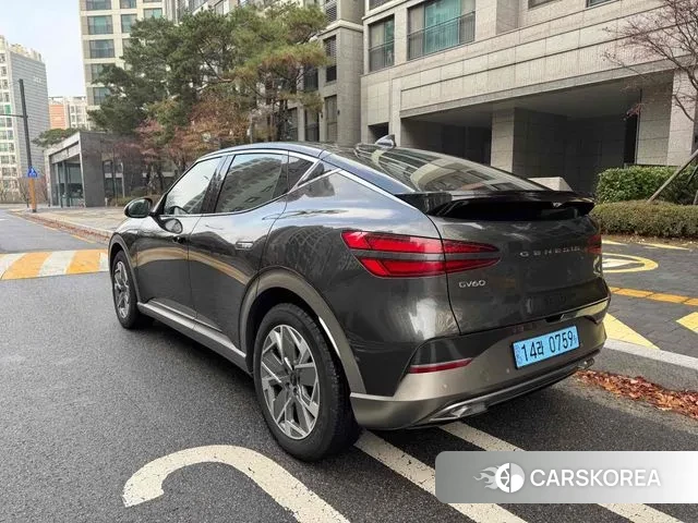 Genesis GV60 id 3467344 из Кореи 11
