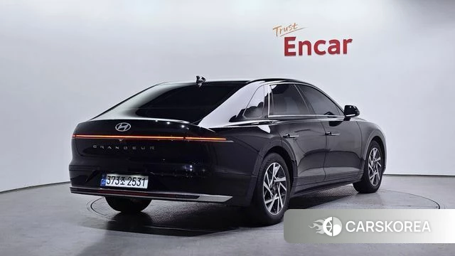 Hyundai Grandeur (GN7) id 3871038 из Кореи 12