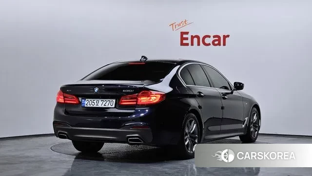 BMW 5 Series (G30) id 3737315 из Кореи 12