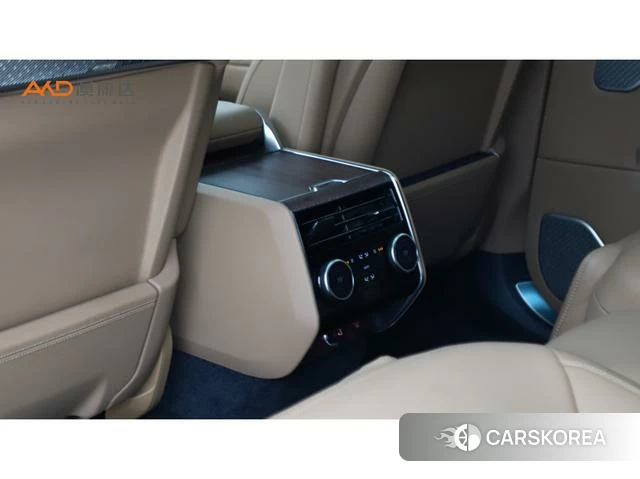 Land Rover Range Rover PHEV 2024 Черный из Китая, фото 2