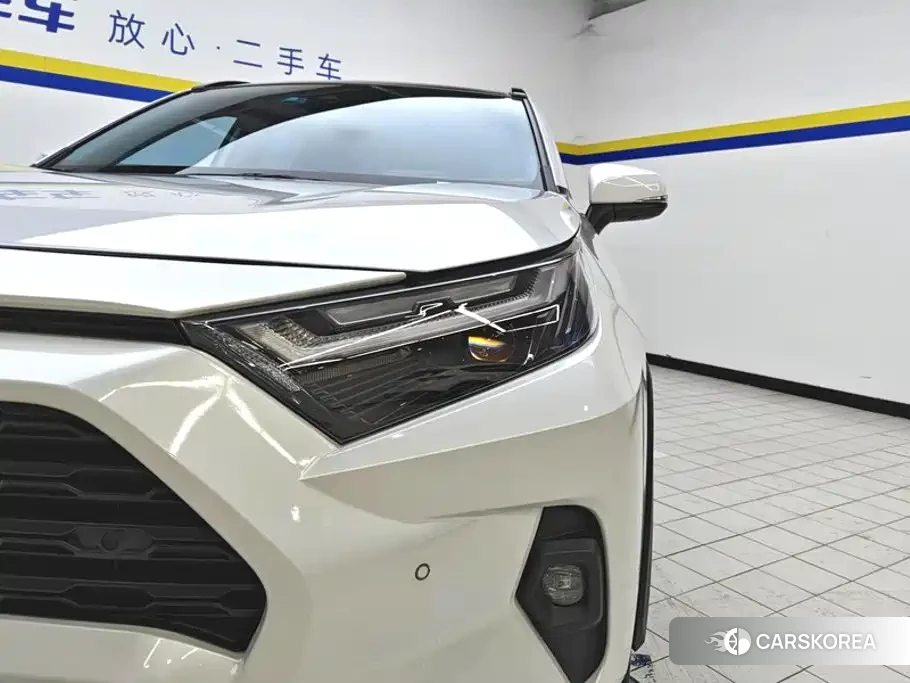 Toyota RAV4 id 4629030 из Китая 8