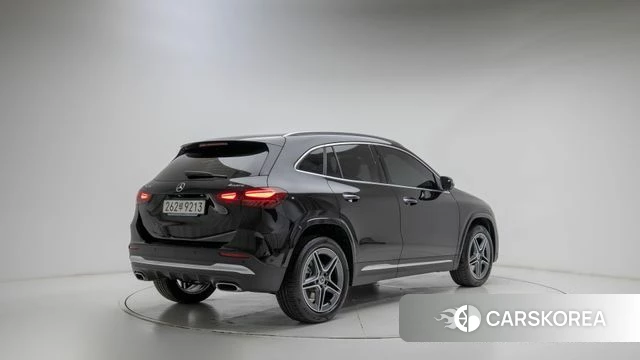 Mercedes-Benz GLA - Class H247 id 3792782 из Кореи 11