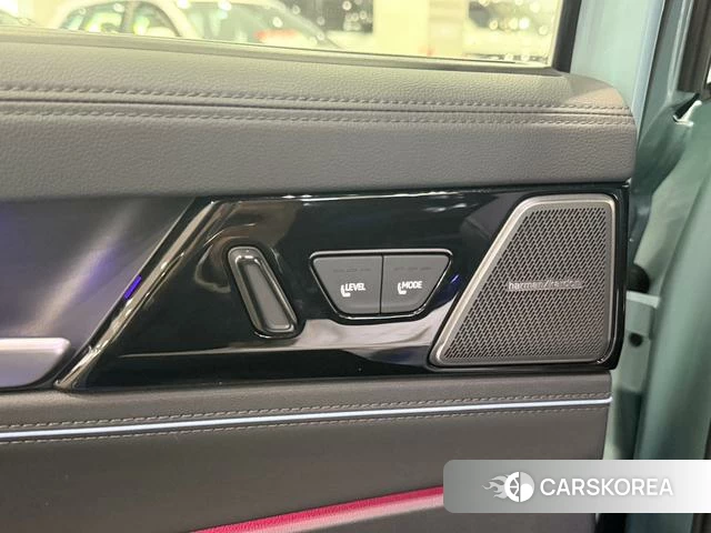 Volkswagen Passat id 4209329 из Китая 12