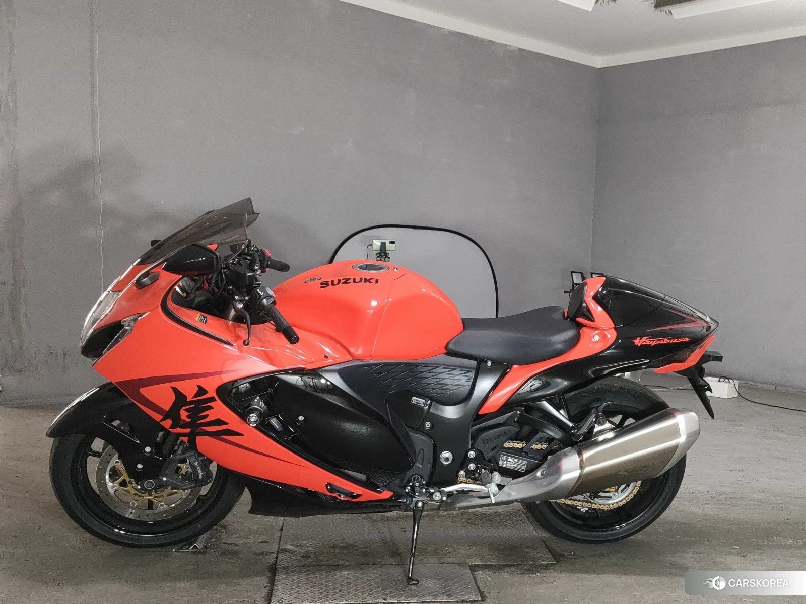 Suzuki GSX1300R HAYABUSA 2023 из Японии