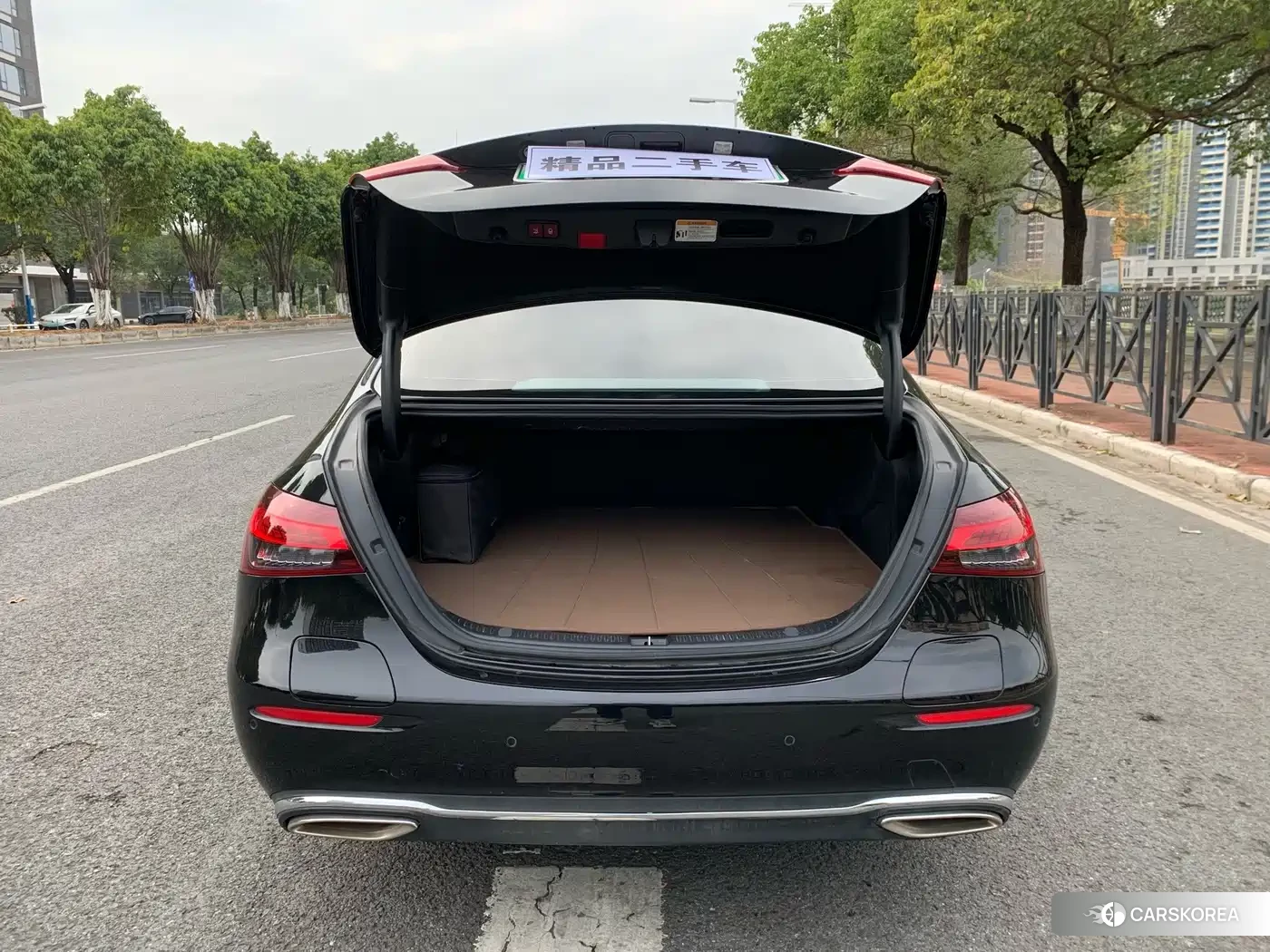 Mercedes-Benz E-Class id 4685999 из Китая 12