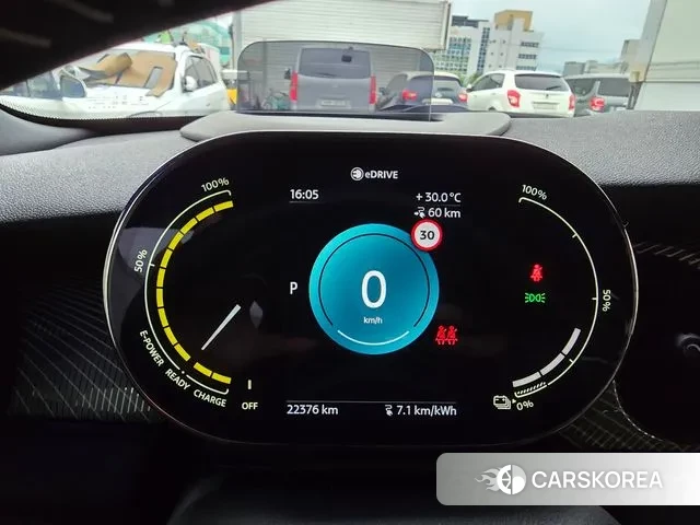 Mini Cooper Electric 2023 Белый из Кореи, фото 2