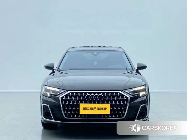 Audi A8 2024 Черный из Китая, фото 3