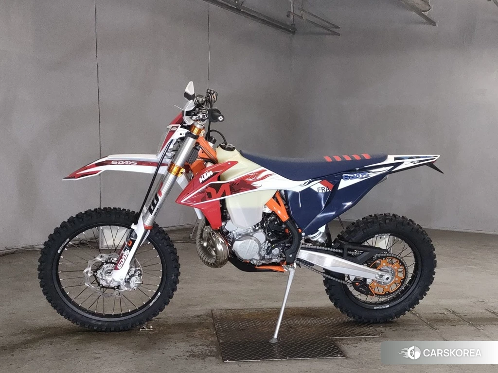 Проданный KTM 250EXC SIXDAYS TPI 2023 из Японии