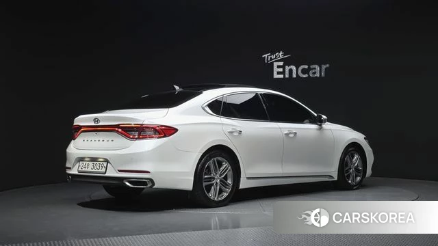 Hyundai Grandeur IG id 3886608 из Кореи 12