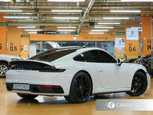 Porsche 911(992) id 4317570 из Кореи 12