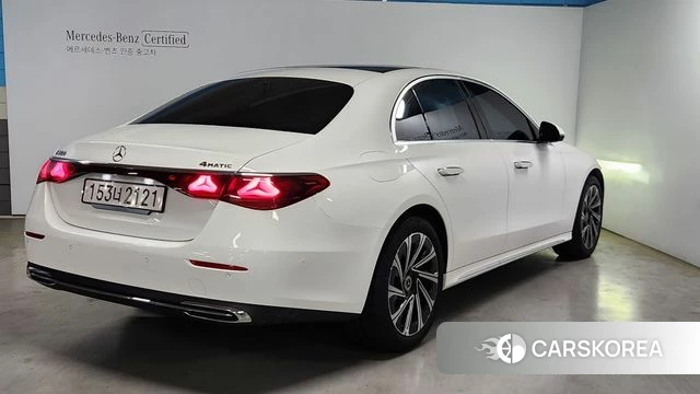 Mercedes-Benz E-Class W214 id 4527980 из Кореи 12