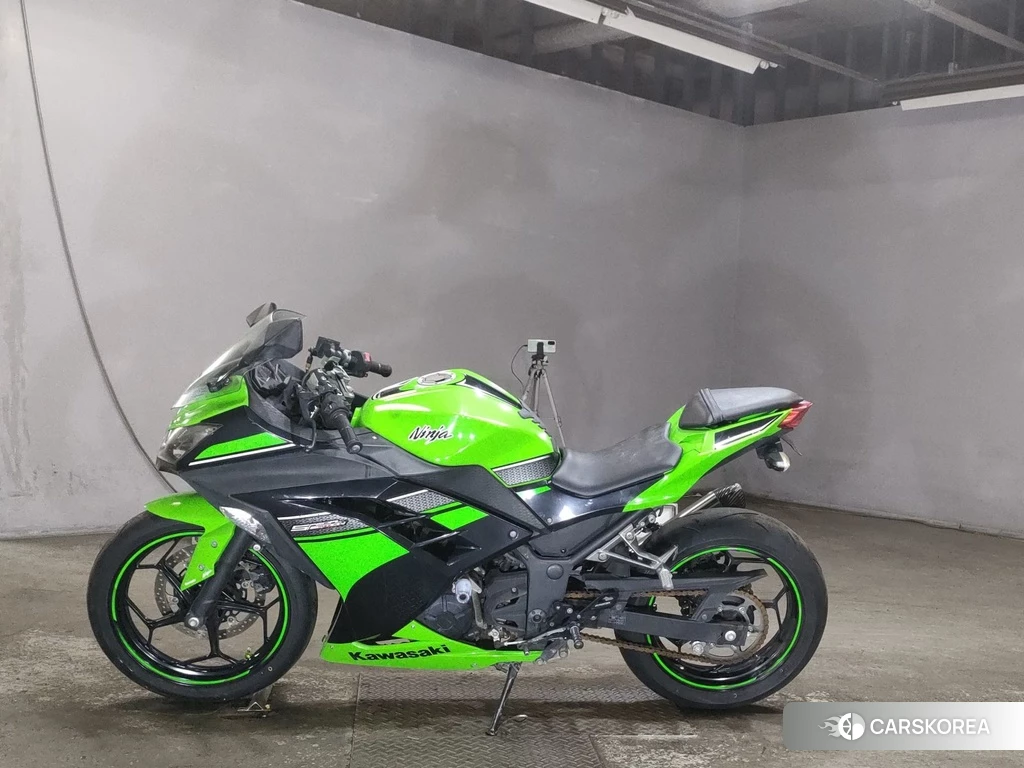 Проданный Kawasaki NINJA 250 2013 из Японии, фото 2
