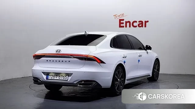 Hyundai The New Grandeur IG id 3759119 из Кореи 12