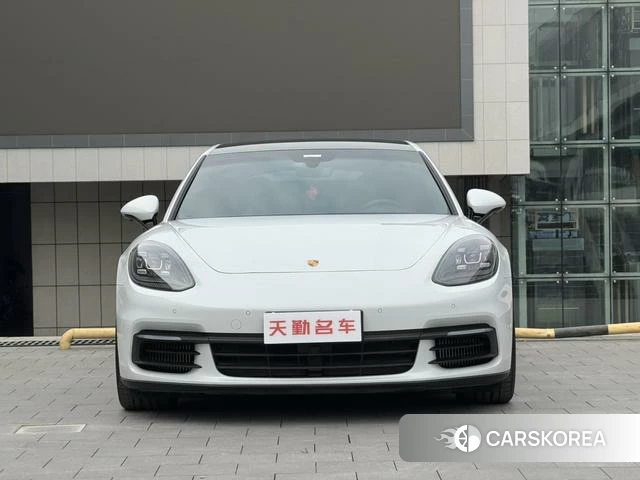 Porsche Panamera id 3939255 из Китая 7