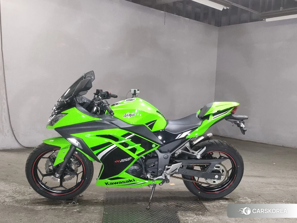 Проданный Kawasaki NINJA 250 2014 из Японии, фото 2