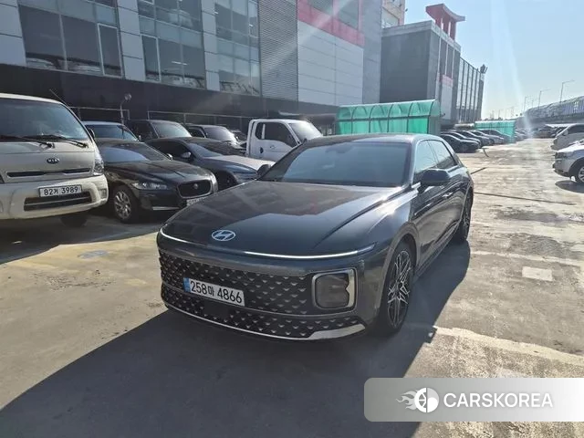 Hyundai Grandeur (GN7) id 3457734 из Кореи 10