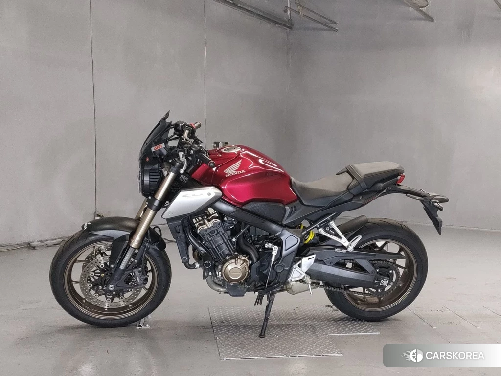 Проданный Honda CB650R 2019 из Японии, фото 2