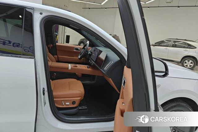 Ideal car Ideal L6 id 3804366 из Китая 9