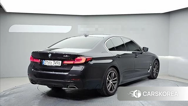 BMW 5 Series (G30) 2022 Серый из Кореи, фото 6