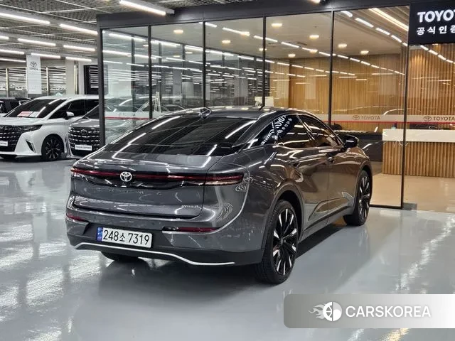 Toyota Crown Crossover id 3675010 из Кореи 10